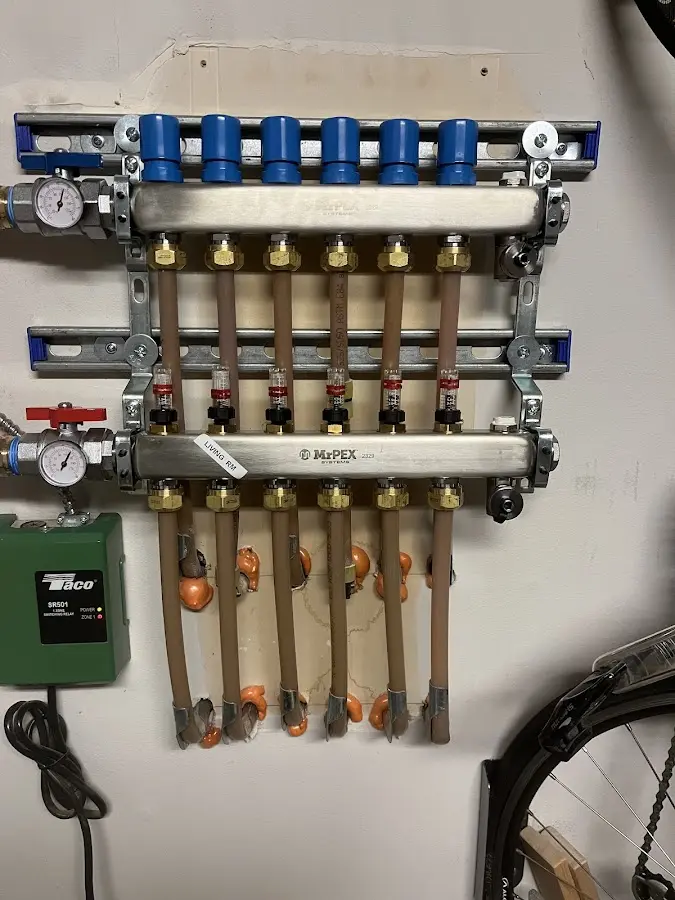 Plumber performing Water Heater Repair at a residential property in Tanque Verde